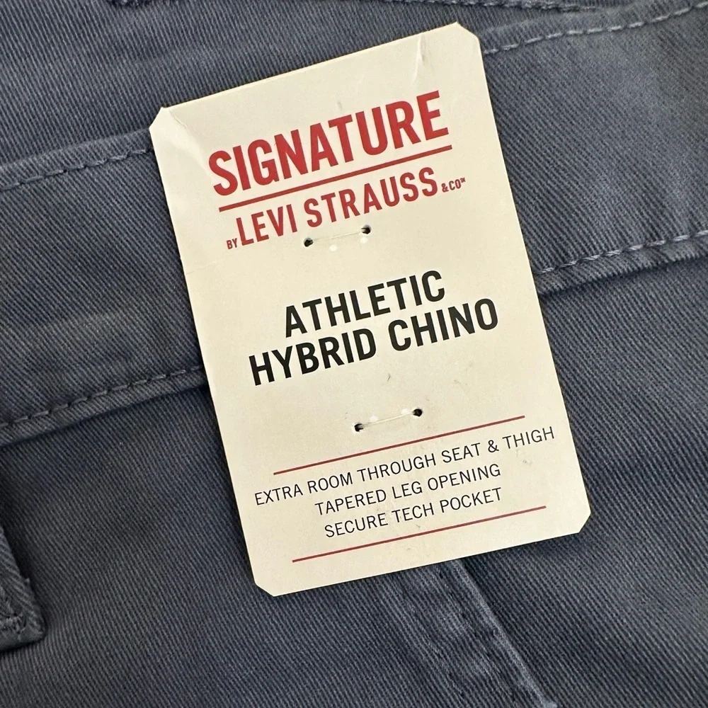 Signature by Levi Strauss classic appeal